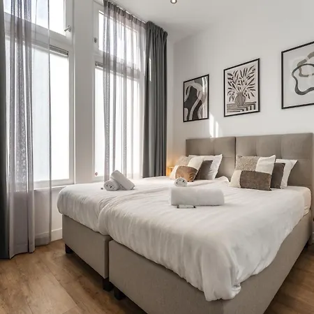 Unique Near Center, Uni & Efteling, Holiday home Tilburg